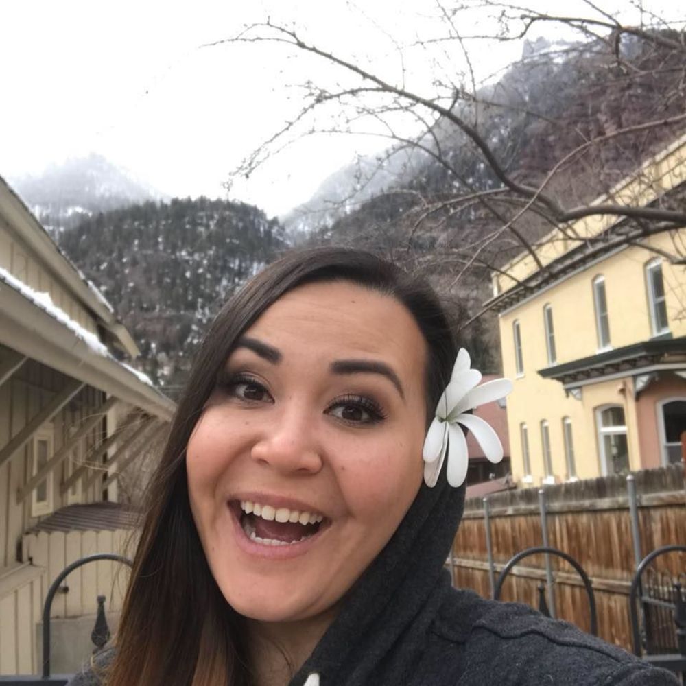 Meet your Posher, Leahi